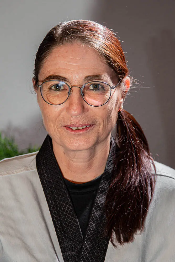 Portrait von Corine Fontana, Übungsleiterin der Kummooyeh Abteilung des VfR Simmern