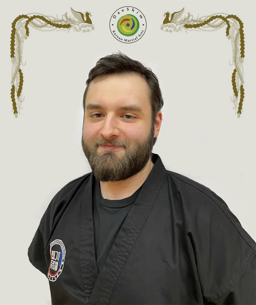 Portrait von Simon Czernek, Übungsleiter der Hapkido Abteilung des VfR Simmern
